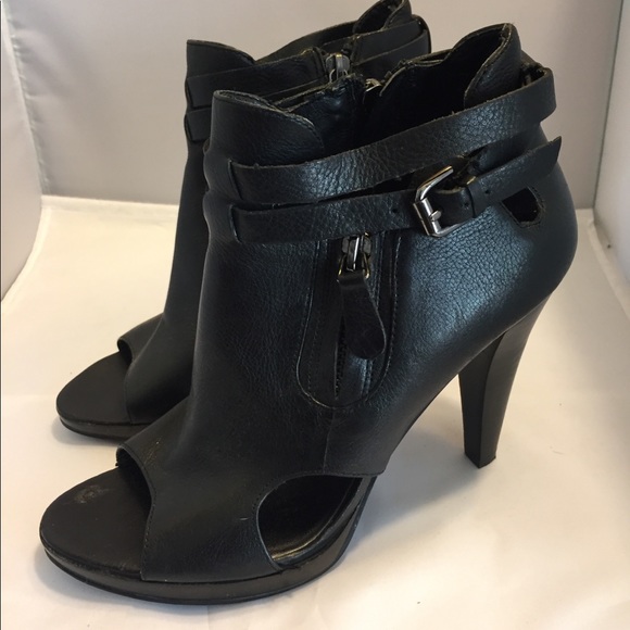 Nine West Shoes - SALE! Nine West Black Sandal Open Toe Heel 7 M